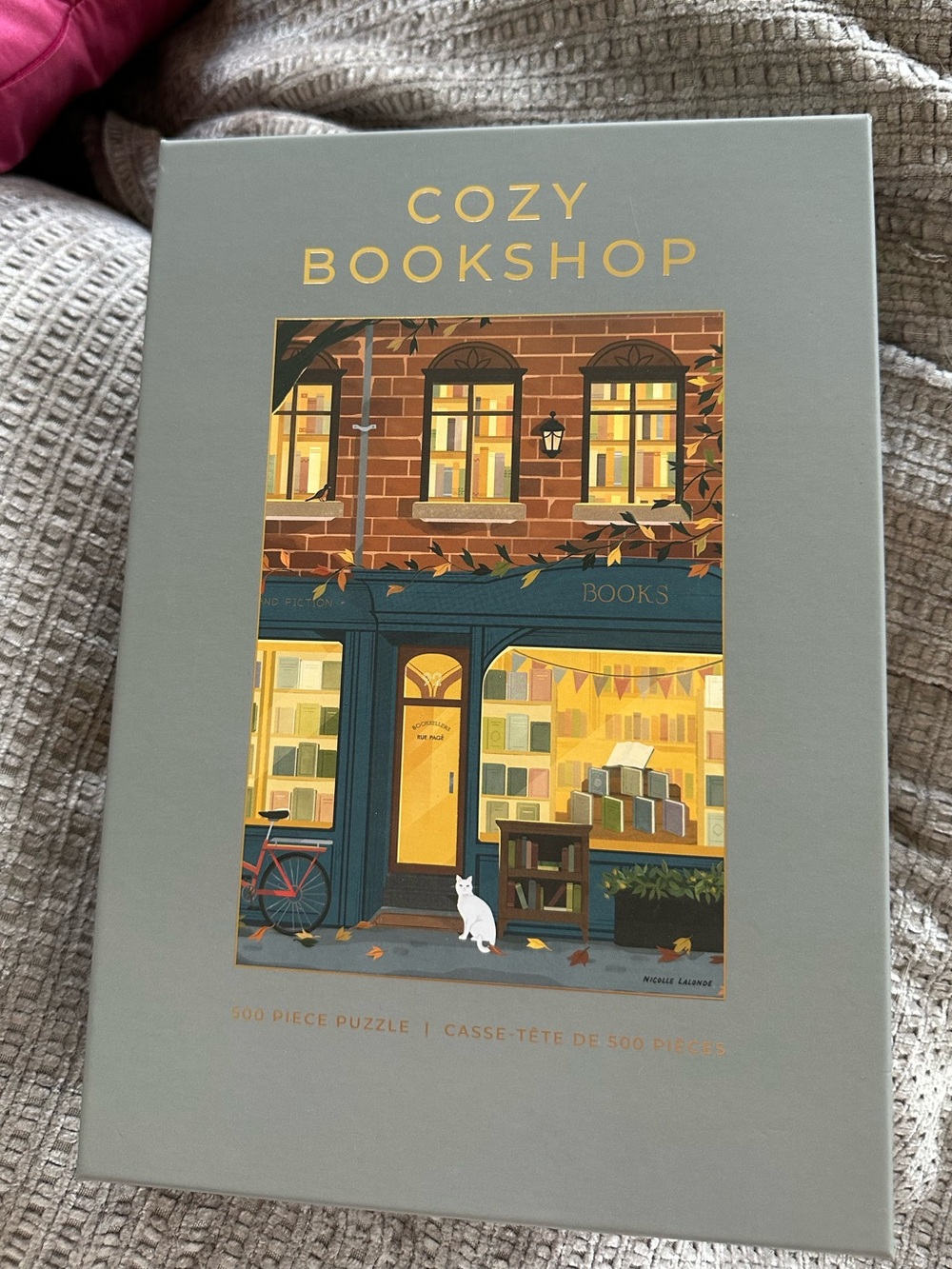 *Brand new, sealed* Hobbry 500pc Cozy Bookshop